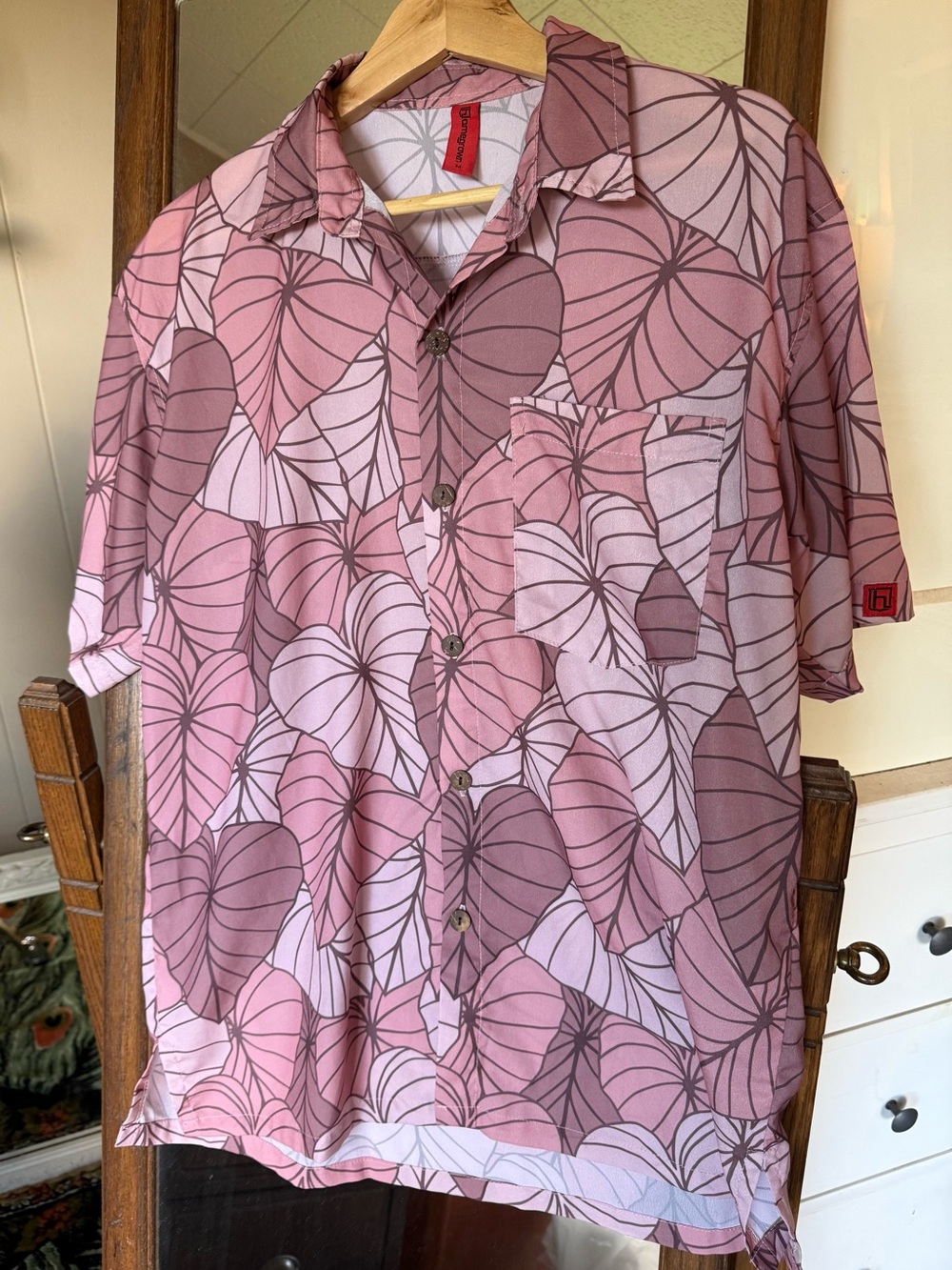 Homegrown Men's Mauve Tropical Leaf Patterned Aloha Button-Up Shirt, M